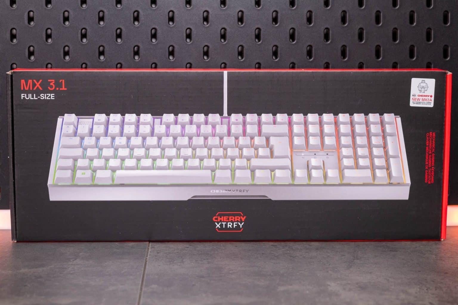 Cherry XTRFY K5V2 - A CHERRY UTILITY szoftver felülete az RGB világítás és a makrók beállítása közben
