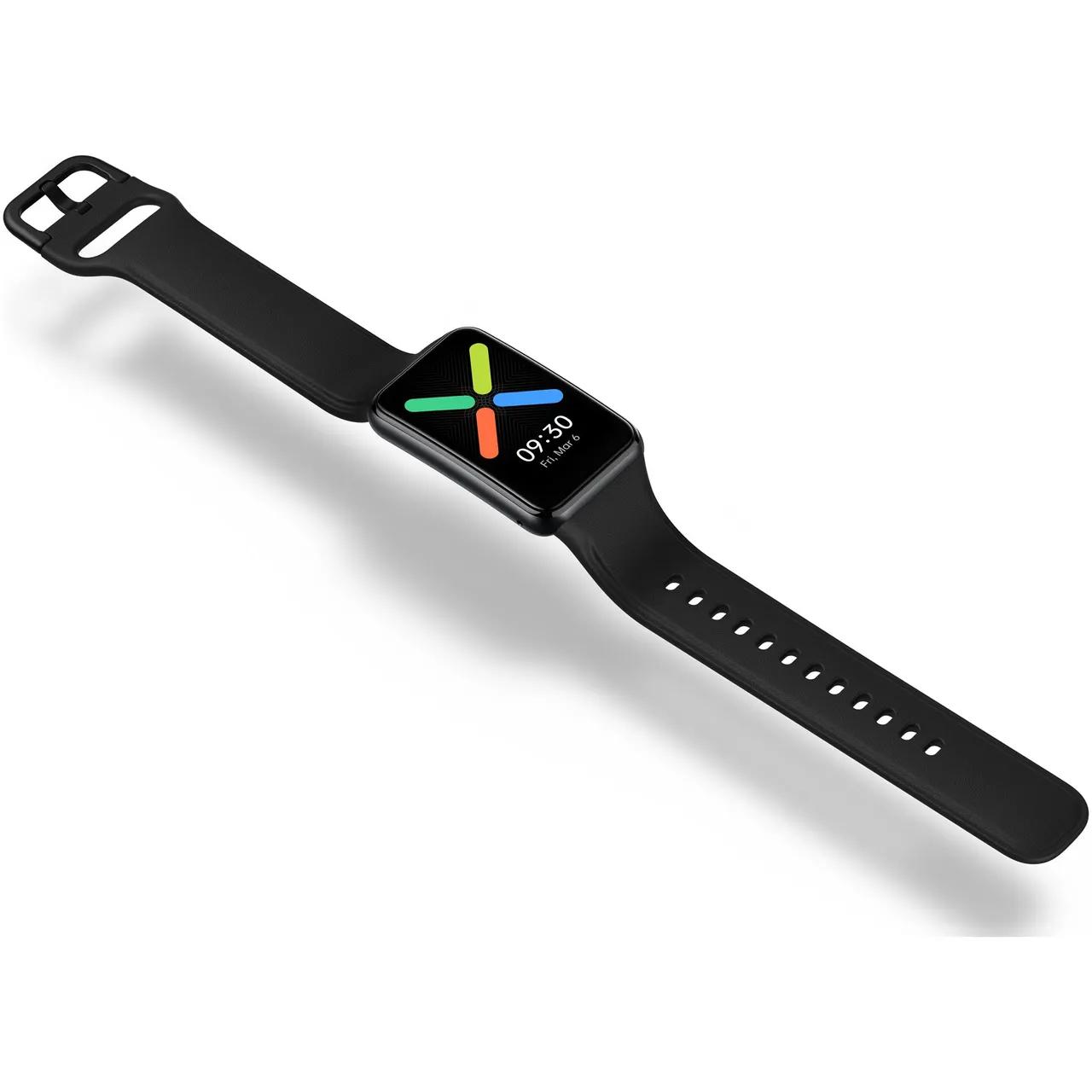 OPPO Watch S - a karóra viselet közben a csuklón
