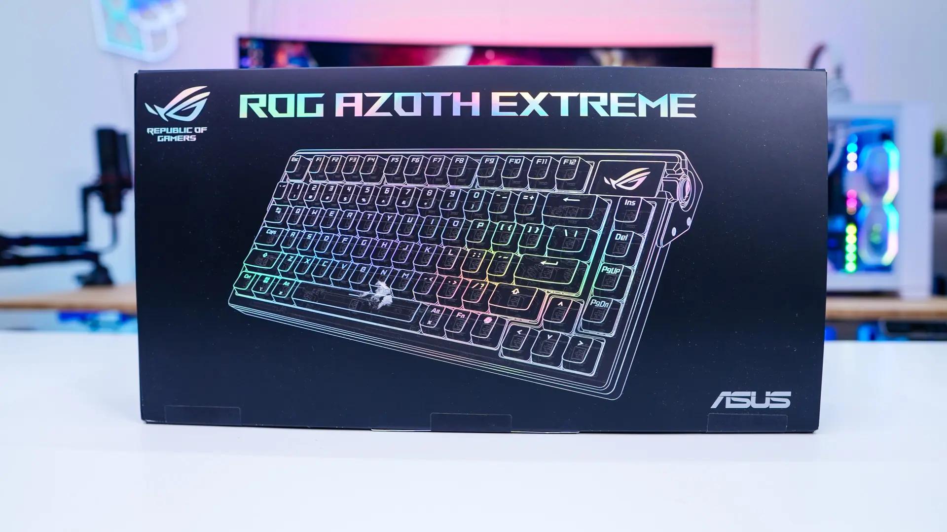 ROG Azoth Extreme használat közben