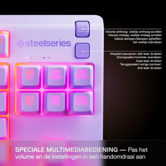 Apex 3 TKL US RGB Lavender használat közben