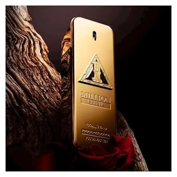 Rabanne 1 Million Elixir - A parfüm üvegének részlete a beágyazott arany háromszöggel