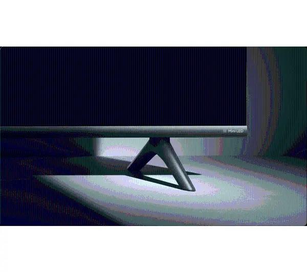 Xiaomi TV S Mini LED 2025 - A tévé távirányítója a dedikált streaming gombokkal és mikrofonnal