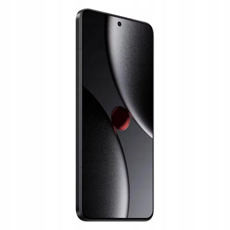 Xiaomi 15 Ultra - a csomag tartalma a mellékelt tokkal és töltőfejjel