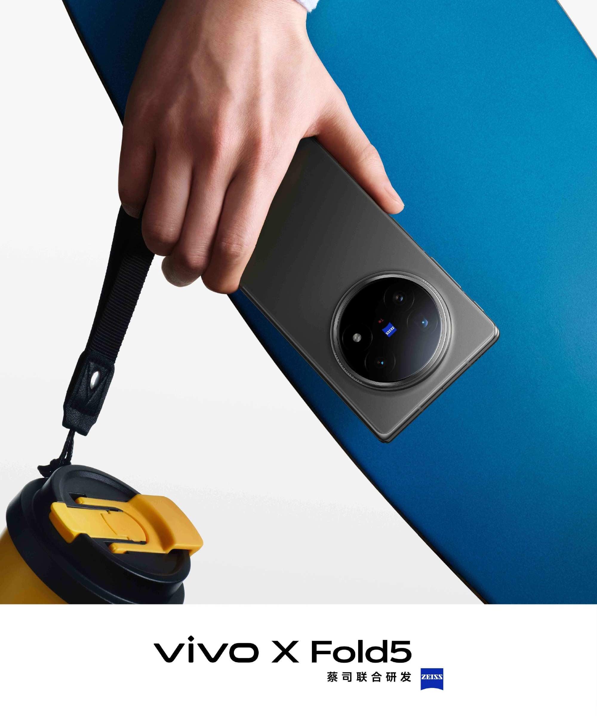 3x Bőr hátlap fólia Vivo X Fold5 készülékhez - matt Vinyl használat közben