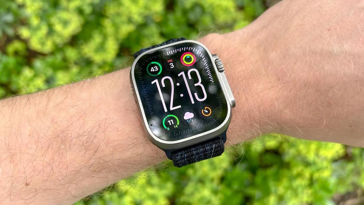 Apple Watch Ultra 3 használat közben