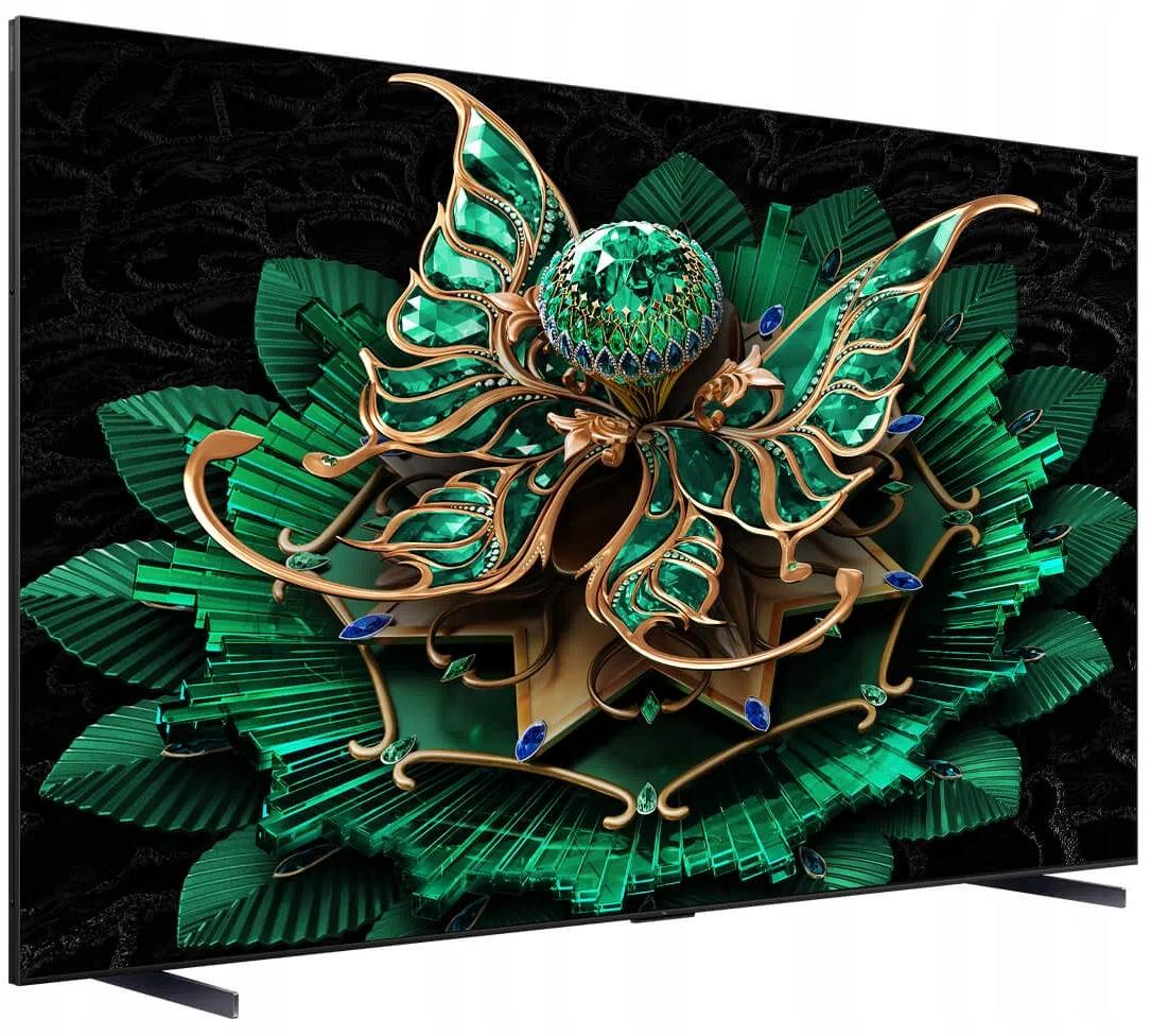 TCL X11K - A QD-Mini LED panel részletgazdag, kontrasztos képe egy sötét akciójelenetnél