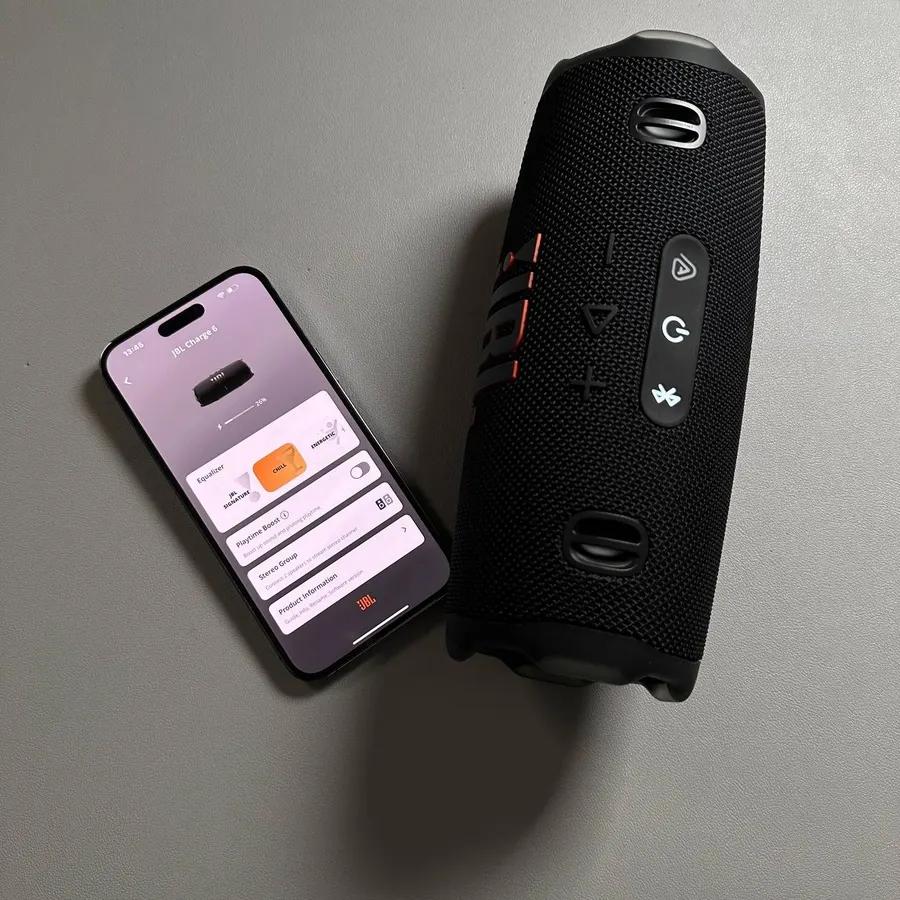 Charge 6 használat közben