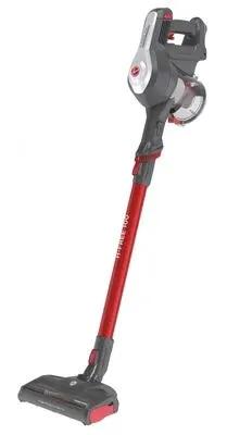 Hoover H-Free 700 - A porszívó LED-es szívófeje sötét sarkok takarítása közben